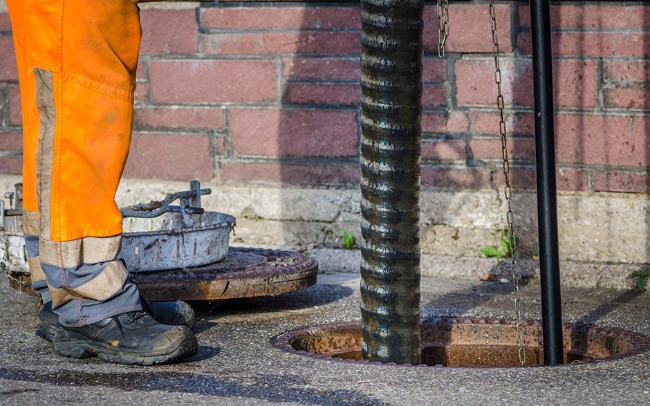déboucher une canalisation de wc Carrières-sur-Seine